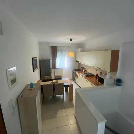 Lovely 2-bedroom With Free Parking Apartamento *