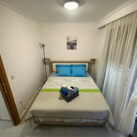 Lovely 2-bedroom With Free Parking Apartamento