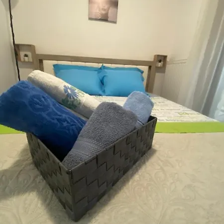 Apartment Lovely 2-bedroom With Free Parking *